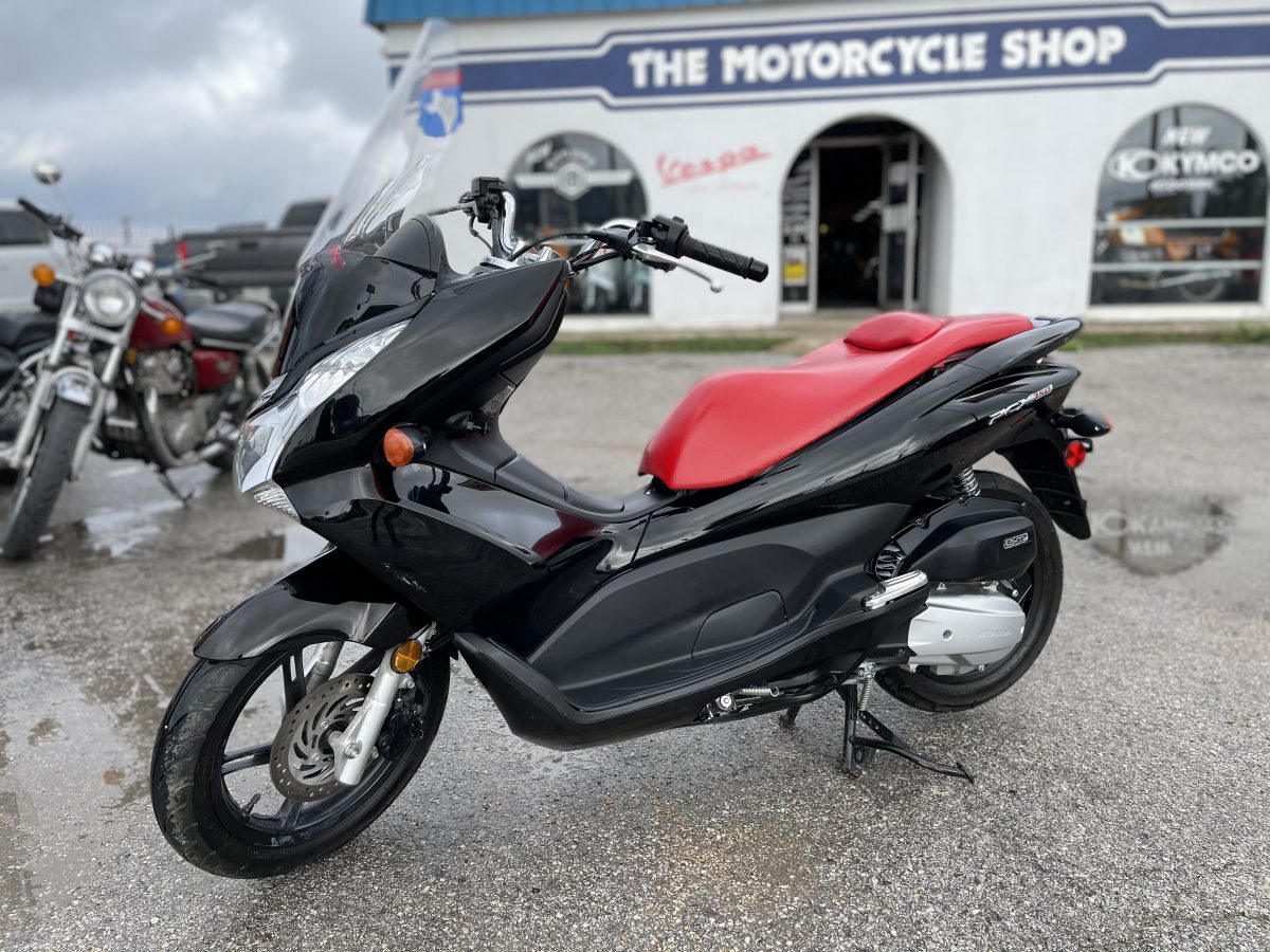 2013 Honda PCX 150 =SOLD= – The Motorcycle Shop