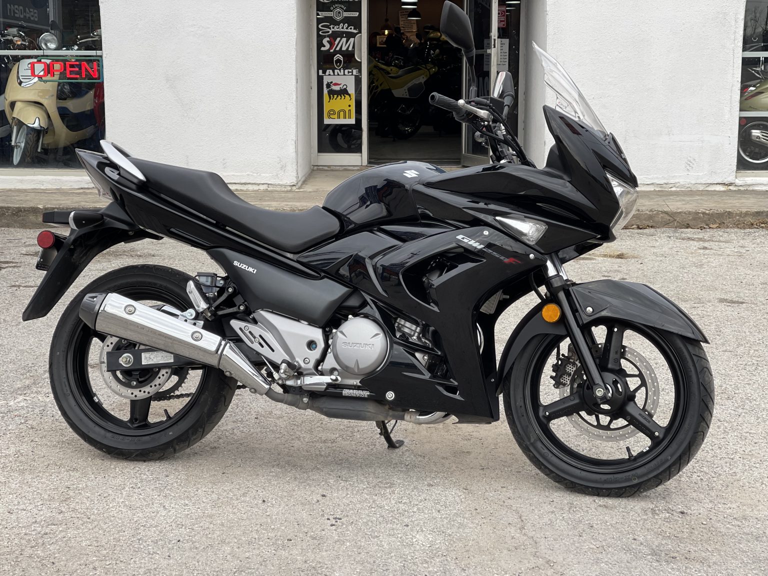 2015 Suzuki GW250F =SOLD= - The Motorcycle Shop