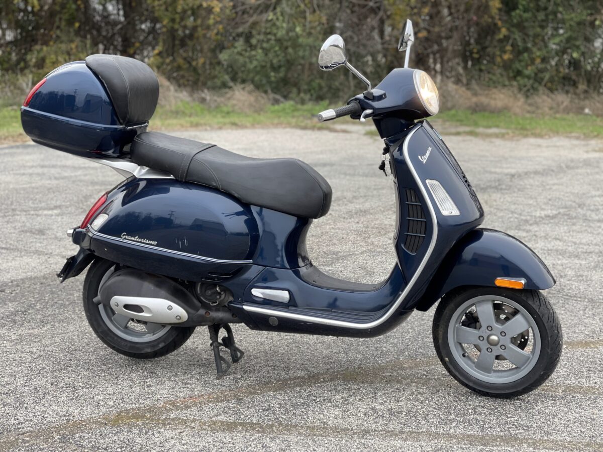 2006 Vespa GT200 =SOLD= – The Motorcycle Shop