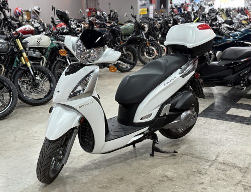 2017 Kymco People GT300i Very Low Miles!